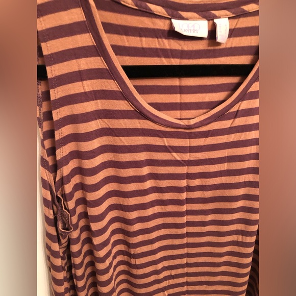 Tank Top - Picture 3 of 4